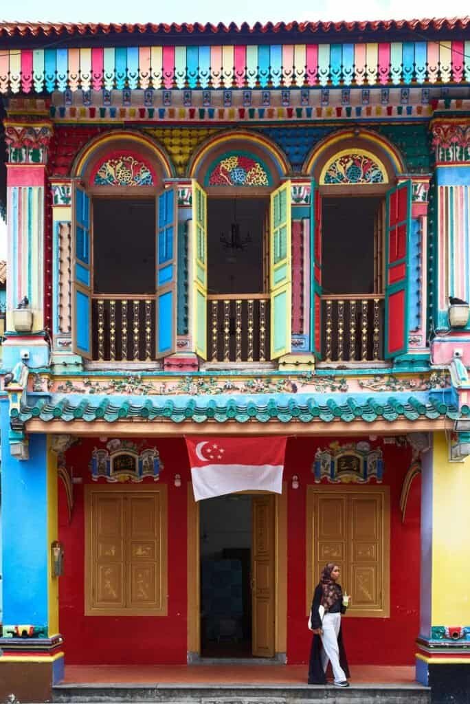 Little India Singapore temple and vibrant street art Singapore Travel Guide 2025 | Top Attractions, Food & Things To Do in the Lion City Little India Singapore temple and vibrant street art