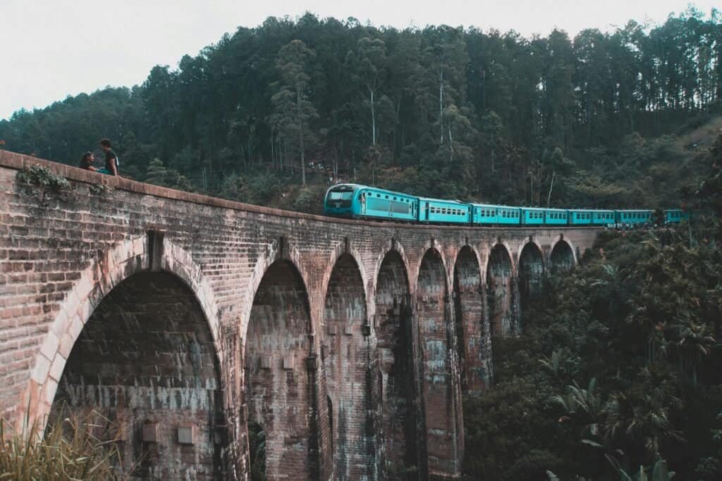 Nine Arches Bridge Ella Sri Lanka Travel Guide 2025 – Best Places to Visit & Top Things To Do Nine Arches Bridge Ella Sri Lanka