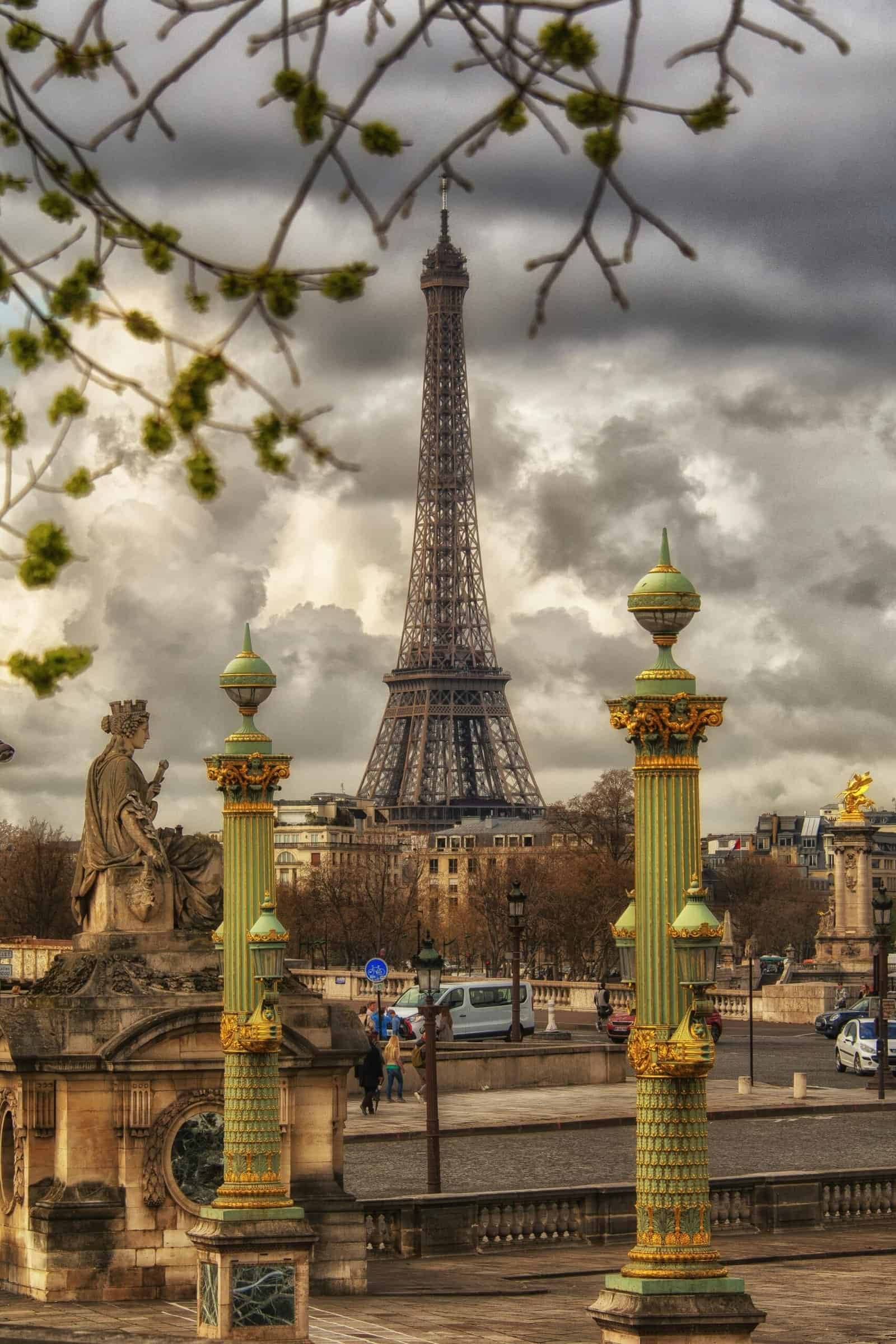 Discovering the Magic of Paris: The City of Lights