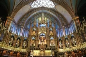 Altar with ornamental elements in Notre Dame basilica in Quebec Canada Montreal Travel Guide 2026 – Best Places, Food, Itinerary & Tips Altar with ornamental elements in Notre Dame basilica in Quebec, Canada