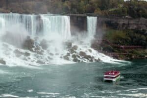 Stunning View of Niagara Falls Ontario Canada Eastern Canada Itinerary 7–10 Days – Toronto, Montreal & Quebec City Stunning View of Niagara Falls, Ontario, Canada