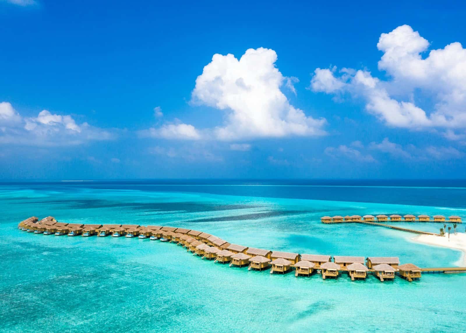 Maldives Honeymoon Guide 2026: Best Resorts, Itinerary and Cost
